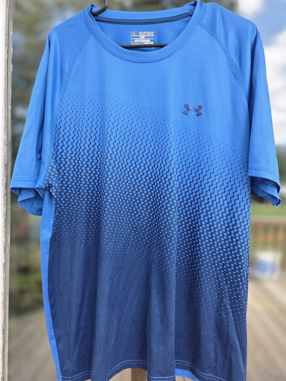 Under Armour Men's Blue Gradient Short-Sleeve Performance Tee